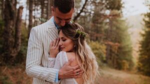 How much does an engagement photo shoot cost